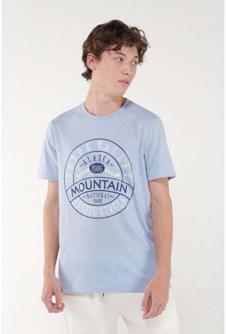 Camiseta manga corta estampada.