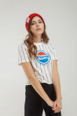 Camiseta manga corta, estampada a rayas con estampado de Pepsi en frente.