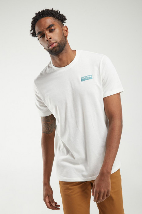 Camiseta estampada manga corta.