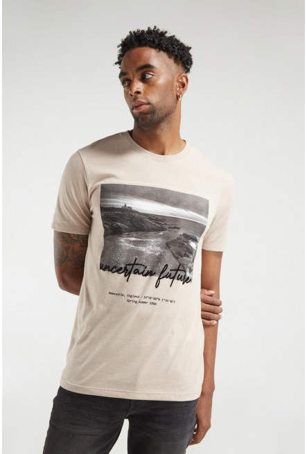 Camiseta básica manga corta con estampado