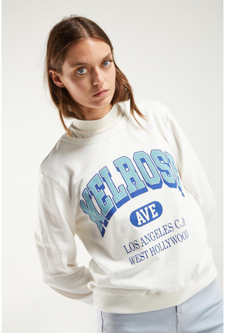 Buzo cuello redondo, con estampado