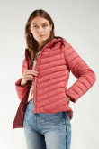 Chaqueta acolchada con capota