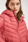 chaqueta-acolchada-con-capota