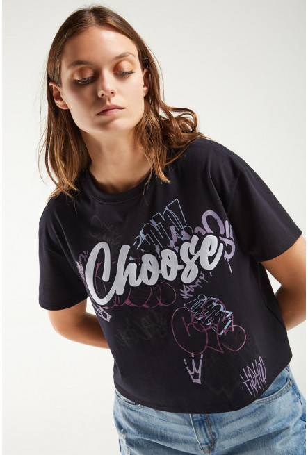 Camiseta, manga corta, con estampado en frente.