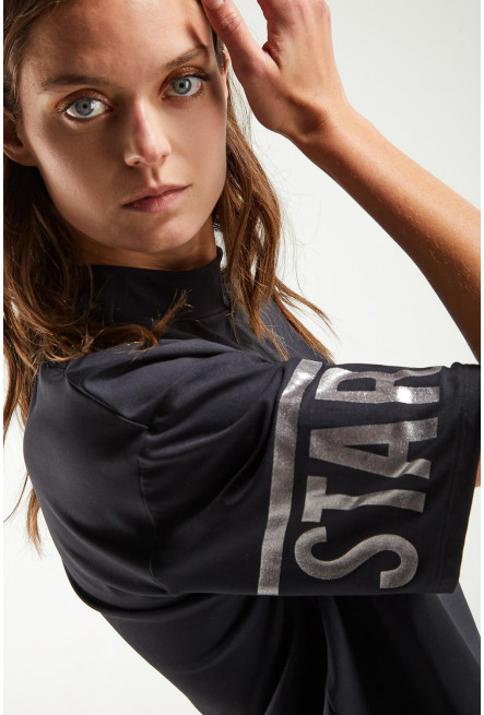 Camiseta, manga corta, con estampado.