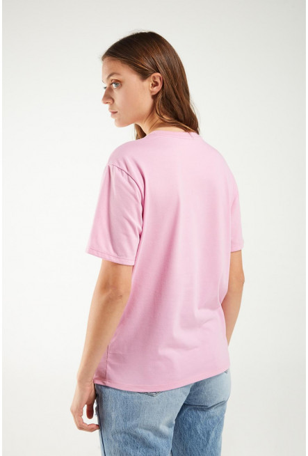 Camiseta, manga corta, con estampado en frente.