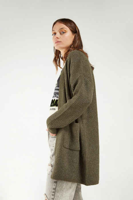 Cardigan unicolor con bolsillos