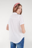 blusa-unicolor-manga-corta