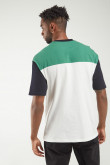 Camiseta manga corta con estampado.