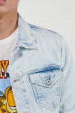 Chaqueta de jean con reservas