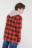 Camisa con capota