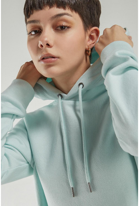 buzo con bolsillo y capota, estampado