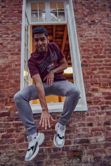 Camiseta, con estampado en frente, de Harvard