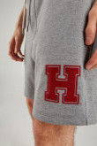 Bermuda, con estampado en frente, de Harvard