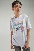 Camiseta, manga corta, con estampado en frente.