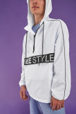Chaqueta liviana con contraste