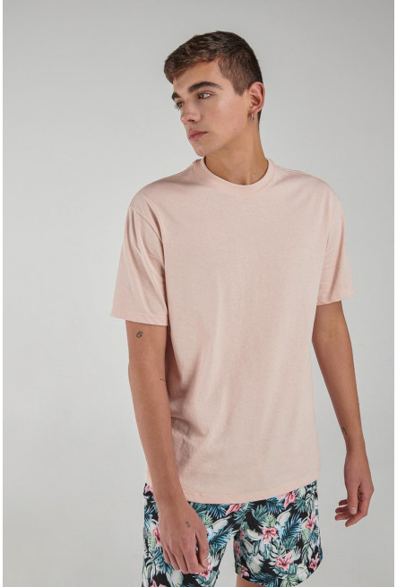 Camiseta básica manga corta unicolor.