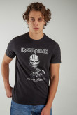 Camiseta manga corta, estampado de Iron Maiden.