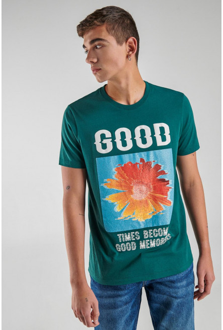 Camiseta manga corta estampada.