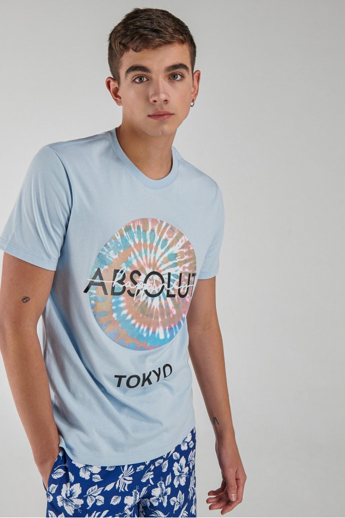 Camiseta manga corta estampada.