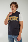 Camiseta manga corta con estampado.