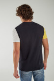 Camiseta manga corta con estampado.