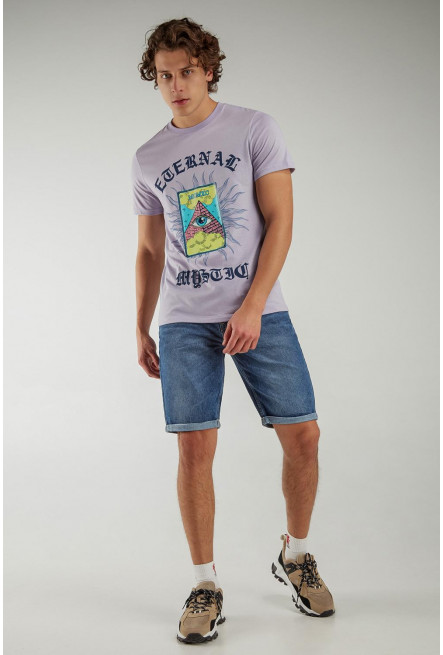 Camiseta básica manga corta estampada.