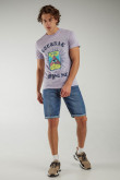 Camiseta básica manga corta estampada.