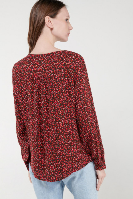 Blusa estampada manga larga