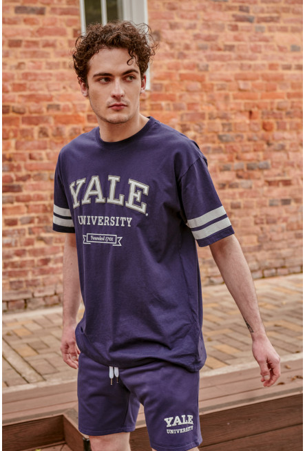 Camiseta, con estampado en frente y mangas, de Yale