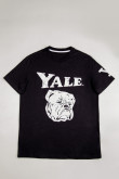 camiseta-con-estampado-en-frente-y-manga-de-yale