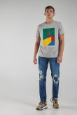 Camiseta básica manga corta con estampado.