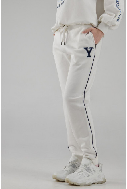 Pantalón jogger, con estampado en bota frente, de Yale