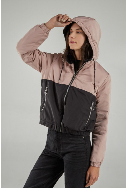 Chaqueta acolchada con capota