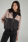 Chaqueta acolchada con capota
