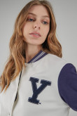 Chaqueta college Yale