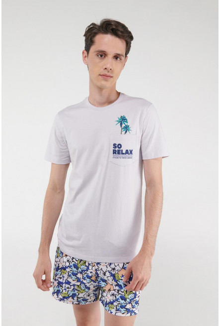 Camiseta manga corta estampada.