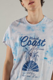 Camiseta manga corta con estampado.