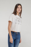 Camiseta básica manga corta estampada.