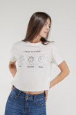 Camiseta básica manga corta estampada.
