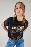Camiseta, con estampado en frente y espalda de Barbie