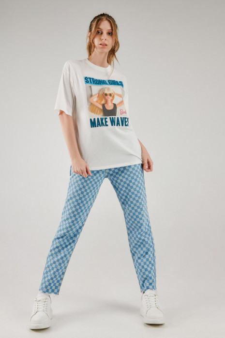 Camiseta, con estampado en frente de Barbie