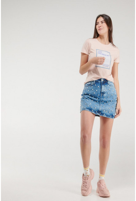 Camiseta básica manga corta estampada.