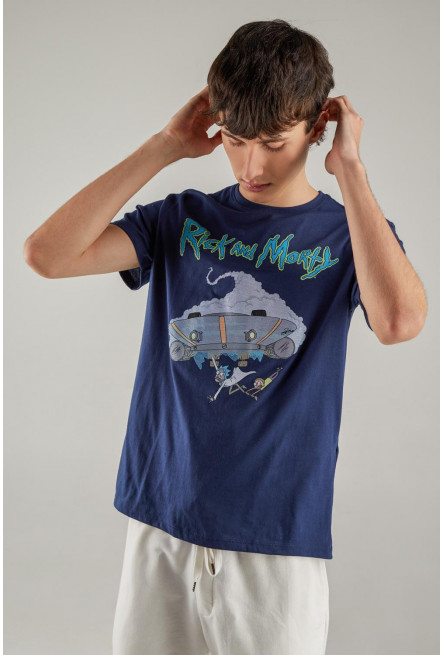 Camiseta, con estampado en frente, de Rick & Morty.