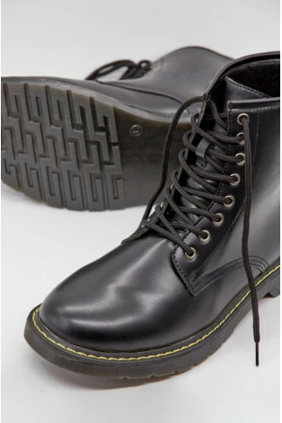 Botas